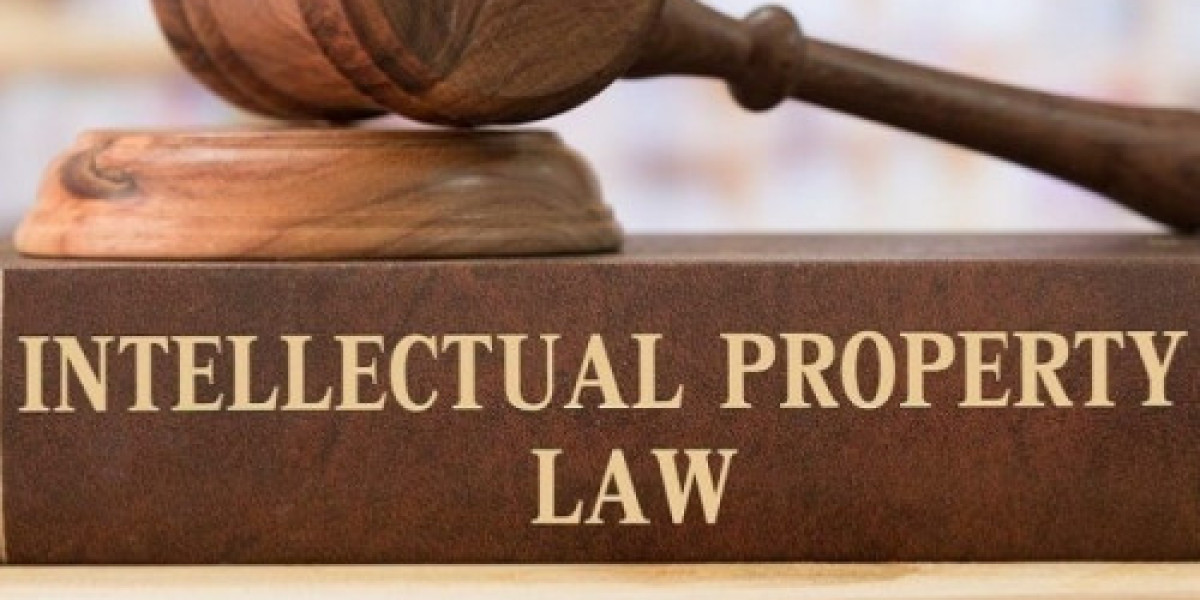 The Role of a Trademark Lawyer in London: Key Responsibilities Unveiled