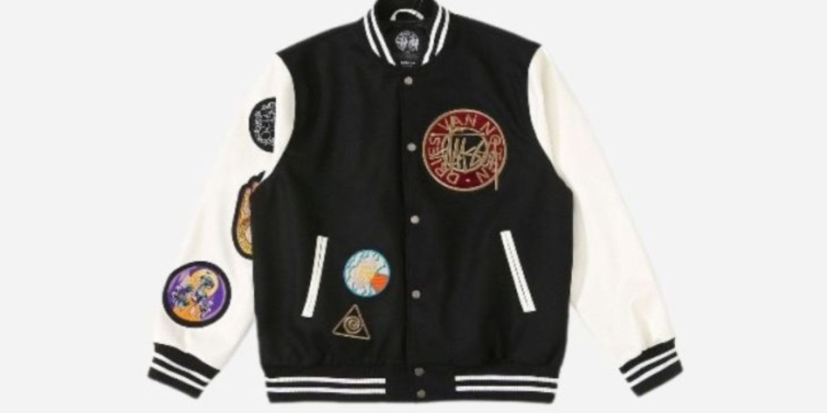 Streetwear Warmth: Stussy Jackets for Cold Days